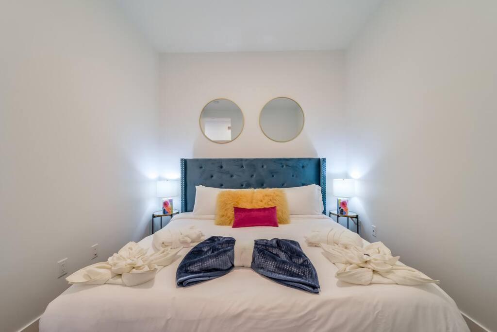 Apartment Lovers Tropical Bahamas King U/g Wifi Edmonton